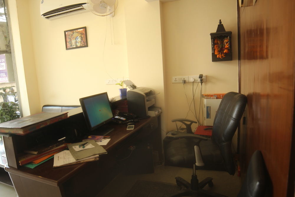 Hotel Clayton Near Igi Airport Delhi Nuova Delhi Esterno foto