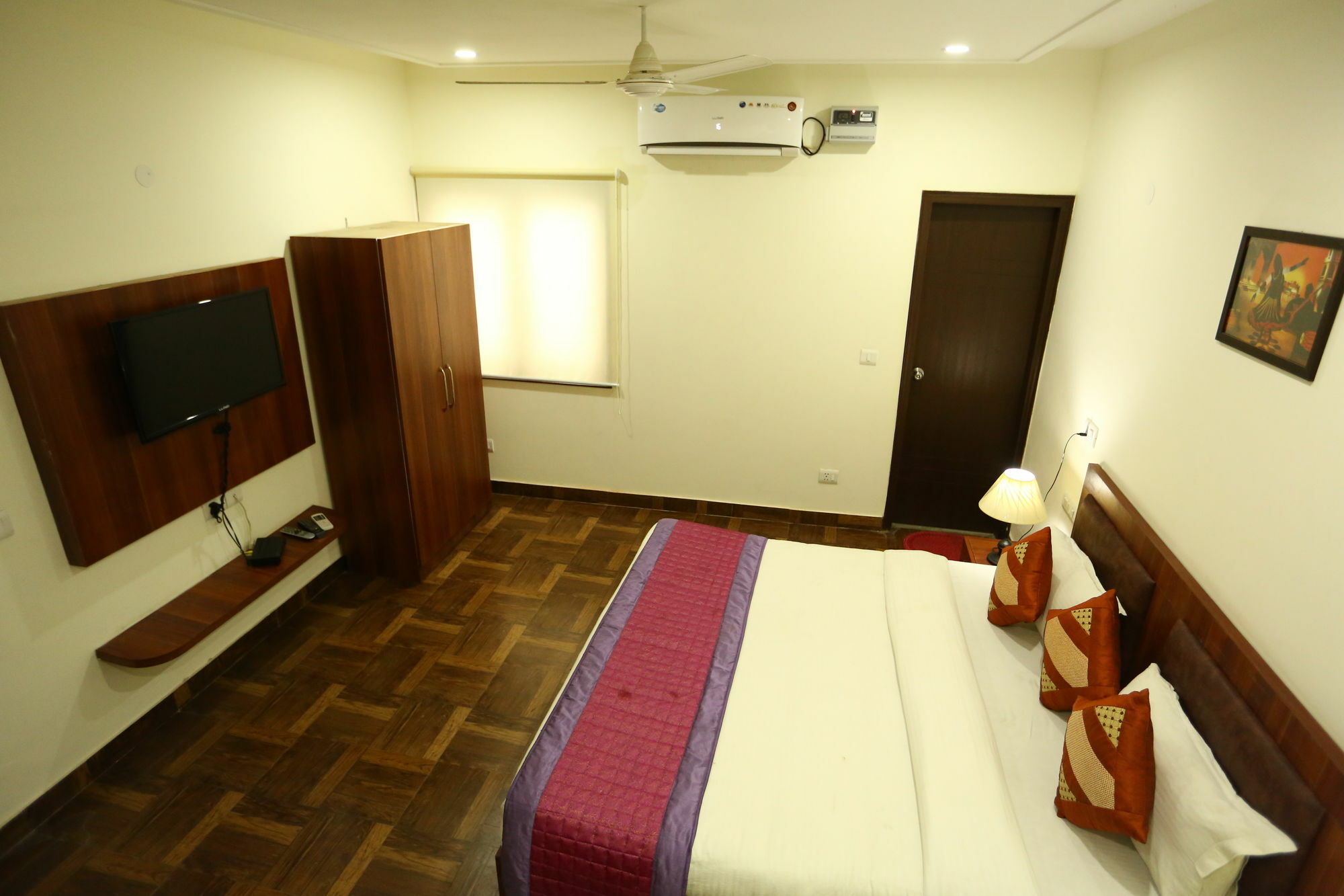 Hotel Clayton Near Igi Airport Delhi Nuova Delhi Esterno foto