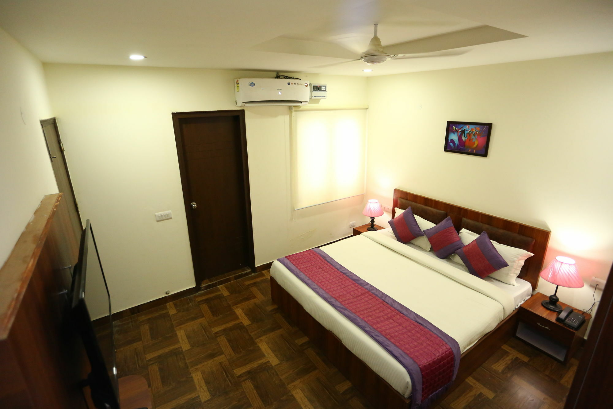 Hotel Clayton Near Igi Airport Delhi Nuova Delhi Esterno foto